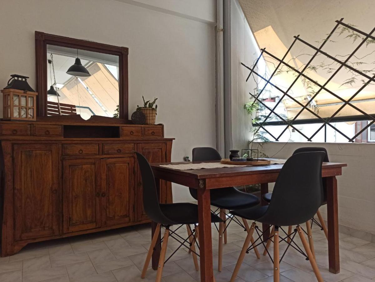 Deluxe Lodge Volos Bagian luar foto
